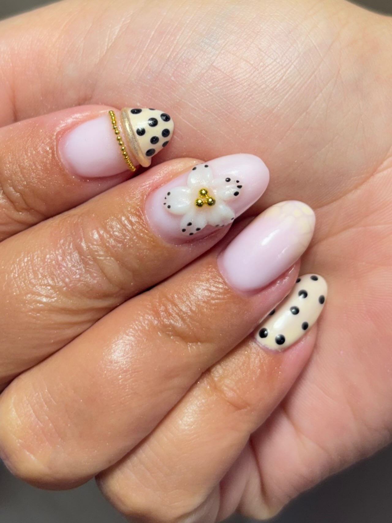 Nail art Pose Entre Nana
